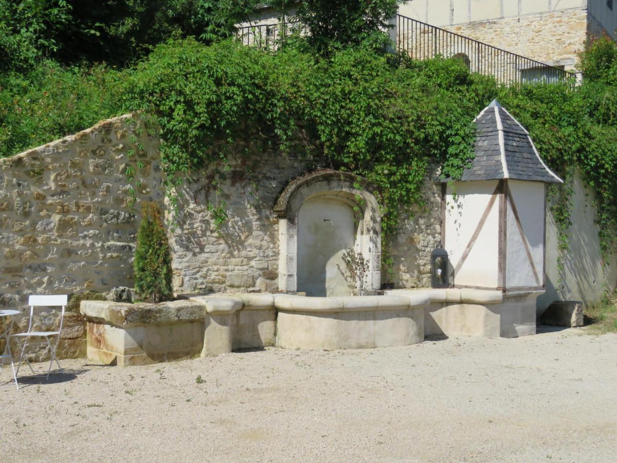Chateau De Gaubert Bed and Breakfast Terrasson Εξωτερικό φωτογραφία