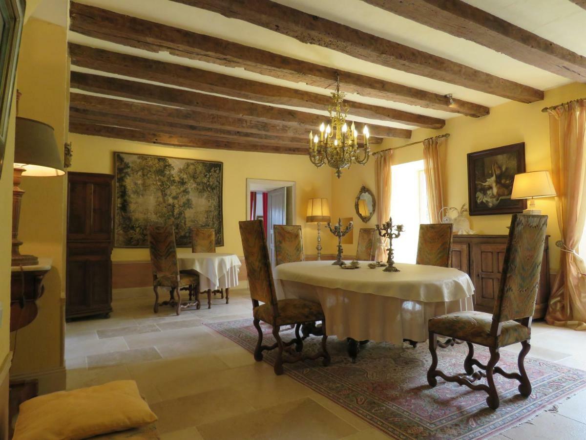 Chateau De Gaubert Bed and Breakfast Terrasson Εξωτερικό φωτογραφία